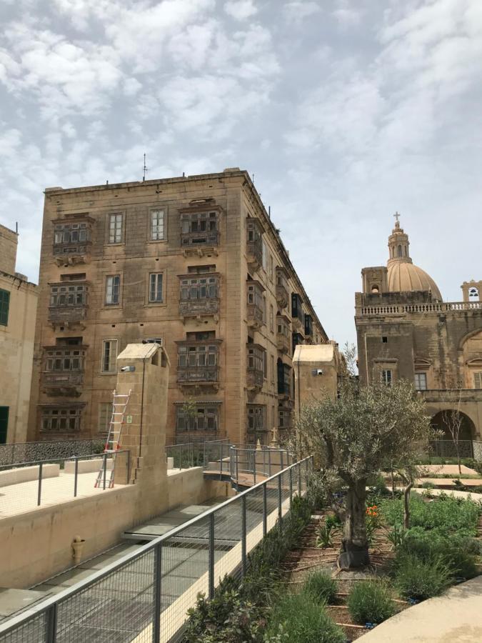 Orangerie Lodge Valletta Exterior photo